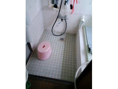 浴室床タイル増貼工事