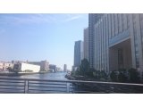 本日4日(日)はお休みさせていただきます。 明日5日(月)は17:00より営業いたします。