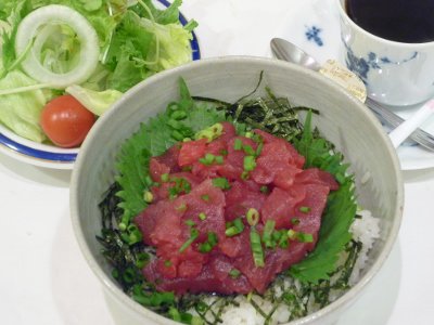 神田明神大鳥居横 ライオンズプラザ御茶ノ水1階のカフェケイアンドユウです。おはようございます。