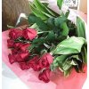 赤い薔薇１５本とグリーンの花束（前橋の花屋）