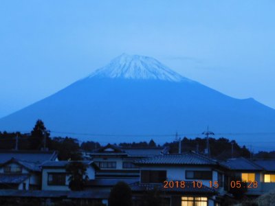 富士山に冠雪