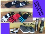 GRENADE SHOES & NEFF GLOVES 