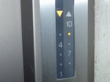 公団住宅のエレベーター