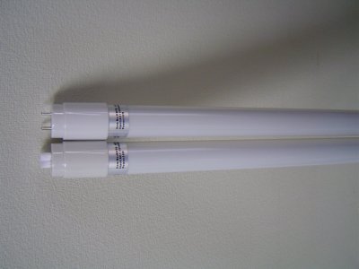 40形蛍光灯型LEDチューブ　直輸入・オーダー販売