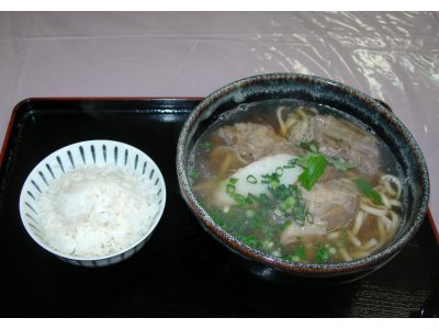 沖縄そばを食べ歩く：（＾－＾）