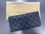 ルイヴィトン N62665 ポルトフォイユ・ブラザご売却頂きました。