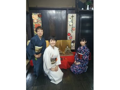 新倉ふるさと民家園の雛祭り
