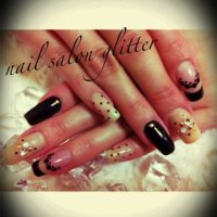 nail salon glitter