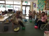 なんのガッツポーズ?