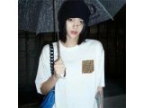 FENDI Tシャツ ロゴ プリント柄 ユニセックス 純綿生地 フェンディ