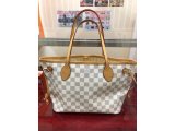 寒川 茅ヶ崎 辻堂 湘南 買取 ロレックス カルティエ シャネル ルイヴィトン ブランド 腕 時計 バッグ・金相場 金価格 プラチナ相場 高価買取! 大黒屋 茅ヶ崎エメロード店 金券ショップ スマホ ゲーム機 買取 リサイクルショップ