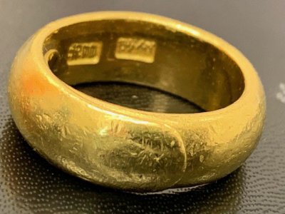 足金刻印(K20) リング お買取りさせて頂きました 金歯、歯科合金、銀歯、純金眼鏡、純金仏具、純銀トロフィーの買取も大歓迎 「金町は大黒屋です」