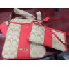 【COACH　コーチ　シグネチャーショルダーバッグ＆シグネチャーアクセサリーポーチ　未使用品】お買取させて頂きました!!　大黒屋　京急久里浜駅前店ならコーチも高額買取!!　プロの査定士が地域No.1価格でお買取させて頂きます(^-^)!!