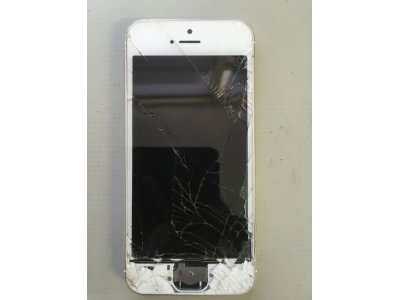 iPhone5Sガラスメタ割れ、非表示