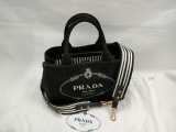 大黒屋 秦野店 です。 11月24日(日) 本日も皆様のご来店、心よりお待ちしております! 【PRADA カナパ 】 ブランド時計 ・ブランドバッグ 中古品 買取強化中!!