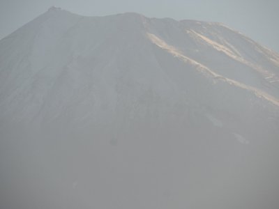 富士山に着雪