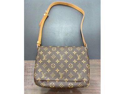 ★VUITTON買取 DAIKOKUYA 買取専門店 北千住駅前店