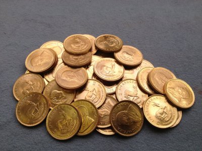 本日の国内店頭貴金属買取相場