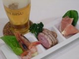 カフェケイアンドユウです。夜、お一人様~気軽に御食事していただける店を目指して…
