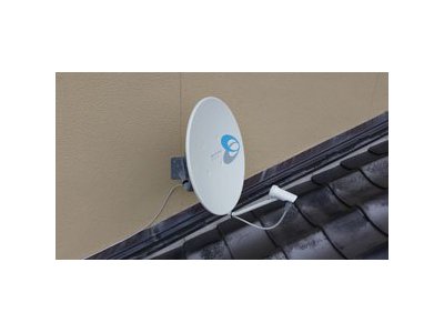 ネットからのご依頼でBSアンテナ取り換え工事