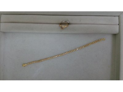 K18ブレスレット買取しました。質岡崎質屋岡崎市貴金属ジュエリー金プラチナダイヤモンド時計ロレックスオメガブランドバックルイヴィトンシャネルエルメス携帯スマートフォン商品券株主優待券図書カードクオカードのお買取は地域No.1安心高価買取&質の大黒屋質岡崎店にお任せ下さい。