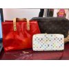 ヴィトン　買取　大黒屋!!　高価買取☆　【LOUIS　VUITTON　ルイ・ヴィトン　モノグラム　化粧ポーチ　ヴェルニ　リードPM　マルチカラー　ジッピーウォレット】高価買取させて頂きました!!　やっぱりヴィトンは高価買取!!　ダミエ・アズール　ダミエ・グラフィット　グラフィティ　アンフィニ　アンプラント　エピ　タイガ　デニム　コレクション　各種ライン・シリーズお任せください!!　カビ　べたつき　雨シミ　ニオイ　破損　古い　大丈夫です!!高価買取します☆