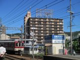 （テナントのお知らせ）近鉄大阪線「河内国分」駅のマンション上の看板募集です。