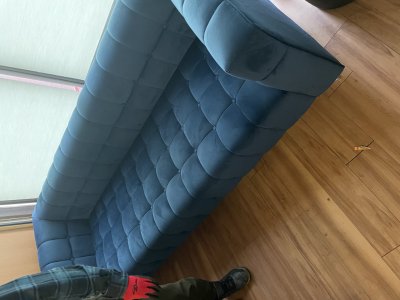 北24条にて ソファー