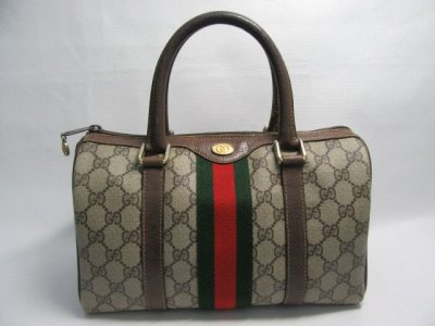 大黒屋 秦野店です。 4月22日(土) 本日も皆様のご来店、心よりお待ちしております! 【GUCCI グッチ GGプラス ハンドバッグ】 ブランドバッグ ・ブランド時計 中古品 買取強化中!!