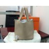 BAG界の王様【HERMES　エルメス　ピコタンロックPM　トリヨンクレマンス　トゥルティールグレー　箱　保存袋　キー×2　カデナ　極美品】お買取させて頂きました!!　革物最高峰のHERMESにも大黒屋　京急久里浜駅前店はめっぽう強いです(^-^)!!　地域最高値でお買取させていただきます!!　エルメスをたくさんお持ちの方、オレンジの箱で部屋が埋め尽くされている方…出張買取や運ぶお手伝いも可能です!!　046-838-6031までお問合せください!!