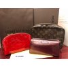 ☆ヴィトン買取祭り☆　【LOUIS VUITTON　ルイ・ヴィトン　モノグラム　ヴェルニ　化粧ポーチ　コスメティック　各種】高価買取させて頂きました!!　ヴィトンは相場の変動を受けにくいです。　こんな時でも”強気の高価買取”　モノグラム・ダミエ・アズール・グラフィット・ヴェルニ・エピ・タイガ・マルチカラー・エクリプス・デニム・限定ライン・コラボ・コレクション・などなど高価買取致します!!　