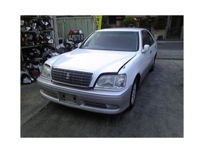 ＪＺＳ１７５　トヨタ　クラウン