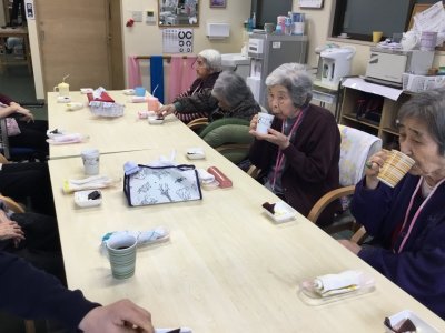 ちょっと遅れたひな祭り