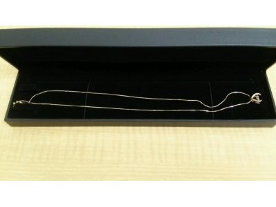 K18ネックレス買取しました。質岡崎質屋岡崎市貴金属ジュエリー金プラチナダイヤモンド時計ロレックスオメガブランドバックルイヴィトンシャネルエルメス携帯スマートフォン商品券株主優待券図書カードクオカードのお買取は地域No.1安心高価買取&質の大黒屋質岡崎店にお任せ下さい。