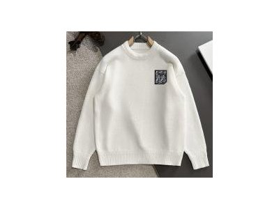 FENDI セーター ロゴ刺繍 ウール リブ編み 高級感 シンプル フェンディ