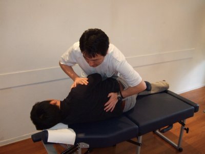 カイロプラクティック　リハビリテーション　腰痛体操