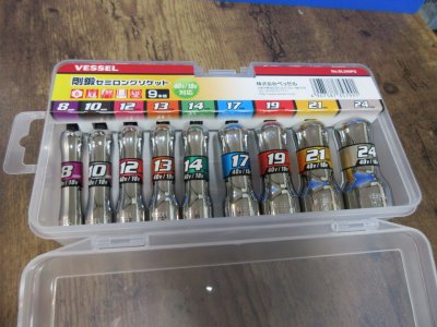 ベッセルのインパクトドライバー用ソケットレンチセット★40ｖ対応　　＃重量工具