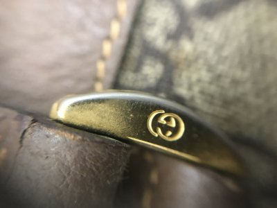 グッチのバックを買取しております