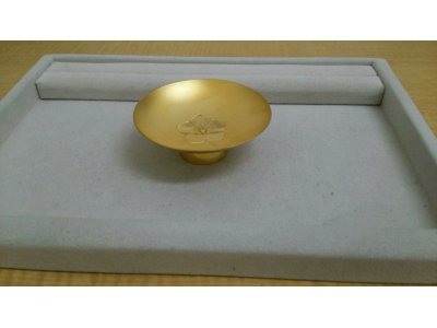 K24金杯買取しました。質岡崎質屋岡崎市貴金属ジュエリー金プラチナダイヤモンド時計ロレックスオメガブランドバックルイヴィトンシャネル携帯スマートフォン商品券株主優待券図書カードクオカードのお買取は地域No1安心高価買取&質の大黒屋質岡崎店にお任せ下さい。