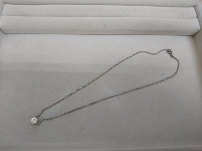 ダイヤネックレス買取しました。質岡崎質屋岡崎市貴金属ジュエリー金プラチナダイヤモンド時計ロレックスオメガブランドバックルイヴィトンシャネルエルメス携帯スマートフォン商品券株主優待券図書カードクオカードのお買取は地域NO.1安心高価買取&質の大黒屋質岡崎店にお任せ下さい。