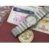 ☆10月START☆　【OMEGA　オメガ　Ref.1572-30　コンステレーション　レディース腕時計　シルバー文字盤　箱・ギャラあり】高価買取させて頂きました(^-^)!!　オメガの人気定番商品…コンステレーションはレディース・ボーイズ・メンズどれも高価買取!!　スピードマスター・スピードマスタープロフェッショナル・シーマスター・アクアテラ・プラネットオーシャン・レイルマスター・グローブマスター・デヴィルなどなどお任せください～～