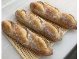 本日16日(水)、天然酵母バタールはご予約にて完売となっております。