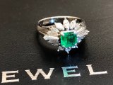pt900 エメラルドメレリングお買取致しました!