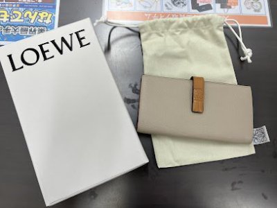ロエベ お財布 ご売却いただきました。