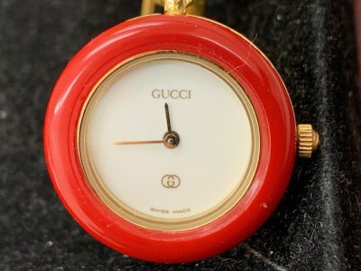 GUCCI グッチ クオーツ腕時計 高額査定となりました