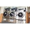 27kg洗濯機/1台（写真左）