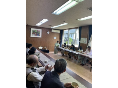 大西公民館　太鼓教室の方へ茶道体験教室