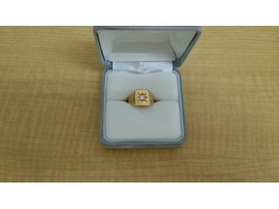 K18指輪買取しました。質岡崎質屋岡崎市貴金属ジュエリー金プラチナダイヤモンド時計ロレックスオメガブランドバックルイヴィトンシャネルエルメス携帯スマートフォン商品券株主優待券図書カードクオカードのお買取は地域No1安心高価買取&質の大黒屋質岡崎店にお任せ下さい。
