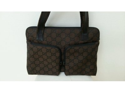 グッチGGキャンバスバック買取しました。質岡崎質屋岡崎市貴金属ジュエリー金プラチナダイヤモンド時計ロレックスオメガブランドバックルイヴィトンシャネルエルメス携帯スマートフォン商品券株主優待券図書カードクオカードのお買取は地域No1安心高価買取&質の大黒屋質岡崎店にお任せ下さい。