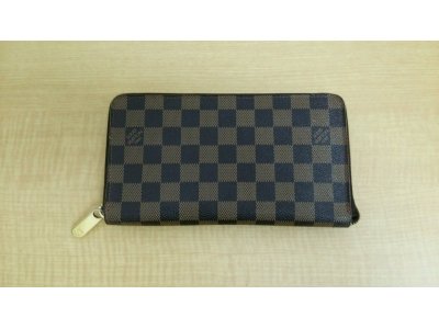 ルイヴィトンダミエジッピーオーガナイザー(N60003)買取しました。質岡崎質屋岡崎市貴金属ジュエリー金プラチナダイヤモンド時計ロレックスオメガブランドバックルイヴィトンシャネルエルメス携帯スマートフォン商品券株主優待券図書カードクオカードのお買取は地域No1安心高価買取&質の大黒屋質岡崎店にお任せ下さい。